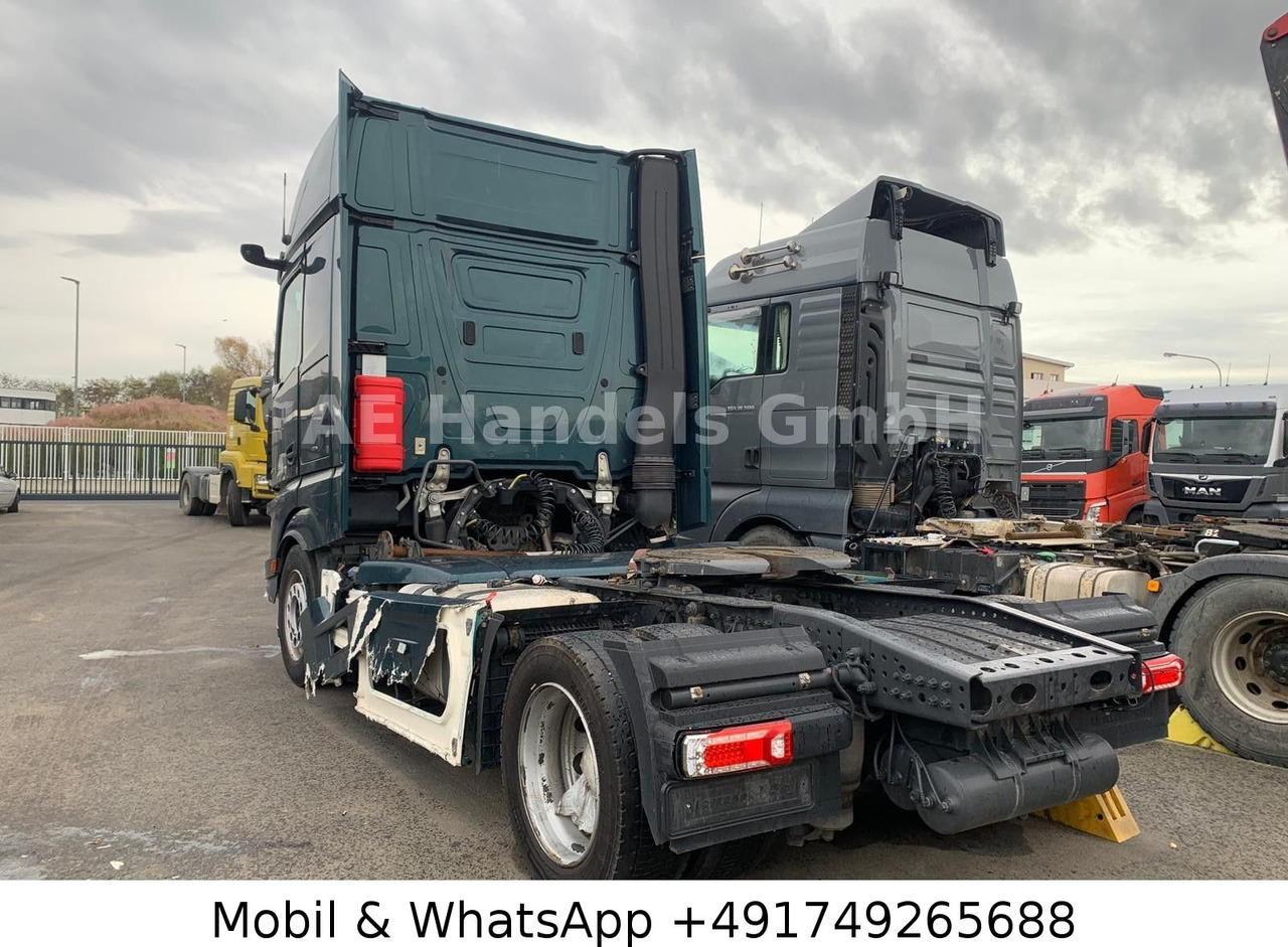 Mercedes-Benz Actros V 1843 L LL LowDeck *Retarder/ACC/2xTank - Xe đầu kéo: hình 4 Mercedes-Benz Actros V 1843 L LL LowDeck *Retarder/ACC/2xTank - Xe đầu kéo: hình 4