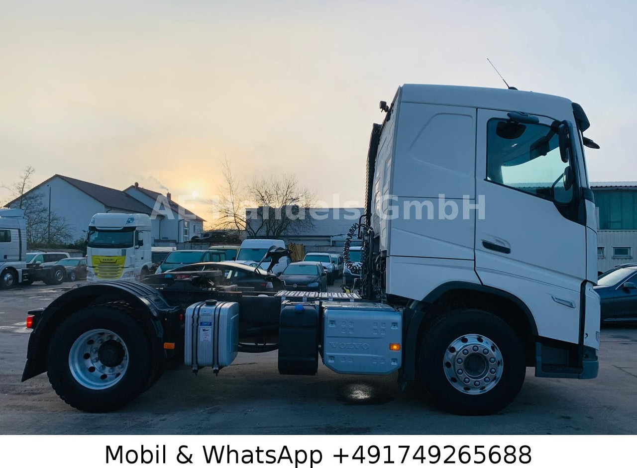 Volvo FH13 460 Sleeper Cab BL 4x2*VEB+/Hydr./Digital - Xe đầu kéo: hình 2 Volvo FH13 460 Sleeper Cab BL 4x2*VEB+/Hydr./Digital - Xe đầu kéo: hình 2