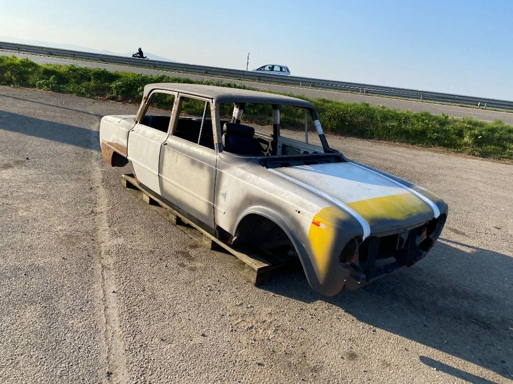 Alfa GUILIA 1300 SUPER NUOVA/Origine France/Oldtimer - Xe hơi: hình 5 Alfa GUILIA 1300 SUPER NUOVA/Origine France/Oldtimer - Xe hơi: hình 5