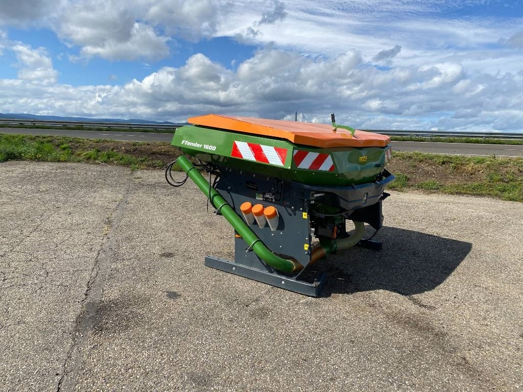 Amazone F-TENDER 1600 Endommagée - Trang thiết bị bón phân: hình 3 Amazone F-TENDER 1600 Endommagée - Trang thiết bị bón phân: hình 3