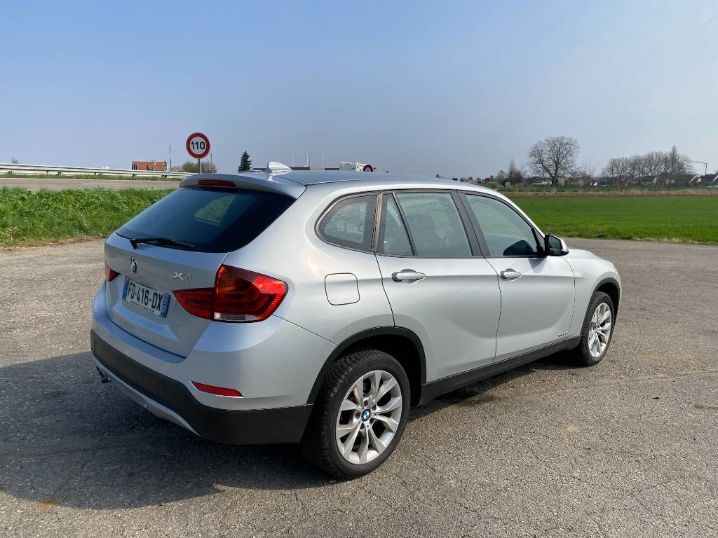 BMW X1 x-drive E84 2.0i TwinPowerTurbo - SUV: hình 4 BMW X1 x-drive E84 2.0i TwinPowerTurbo - SUV: hình 4