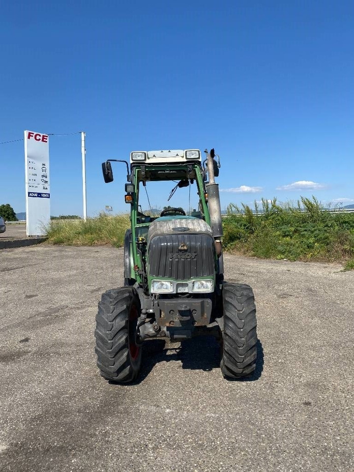 Fendt 209F Vario TMS 1er Main endommagé - Máy cày: hình 2 Fendt 209F Vario TMS 1er Main endommagé - Máy cày: hình 2