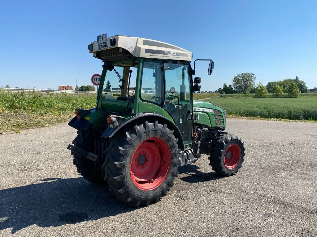Fendt 209F Vario TMS 1er Main endommagé - Máy cày: hình 4 Fendt 209F Vario TMS 1er Main endommagé - Máy cày: hình 4