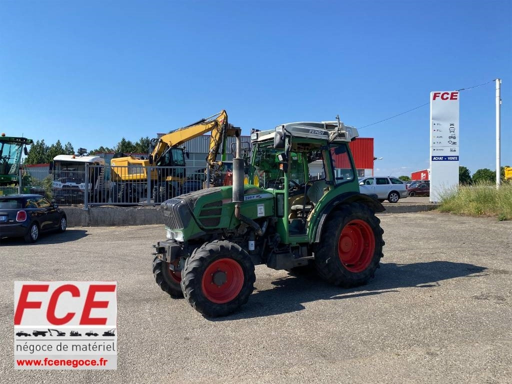 Fendt 209F Vario TMS 1er Main endommagé - Máy cày: hình 1 Fendt 209F Vario TMS 1er Main endommagé - Máy cày: hình 1
