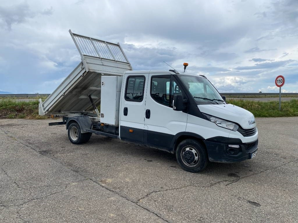 Iveco DAILY 35-140 C14 2.3D/140 / JPM VULCAIN endommagé - Xe ben nhỏ, Xe tải van: hình 5 Iveco DAILY 35-140 C14 2.3D/140 / JPM VULCAIN endommagé - Xe ben nhỏ, Xe tải van: hình 5