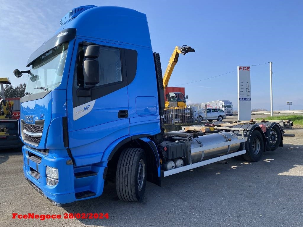 Iveco STRALIS 460NP LNG RETARDER - Xe chở container/ Xe tải hoán đổi thân: hình 1 Iveco STRALIS 460NP LNG RETARDER - Xe chở container/ Xe tải hoán đổi thân: hình 1