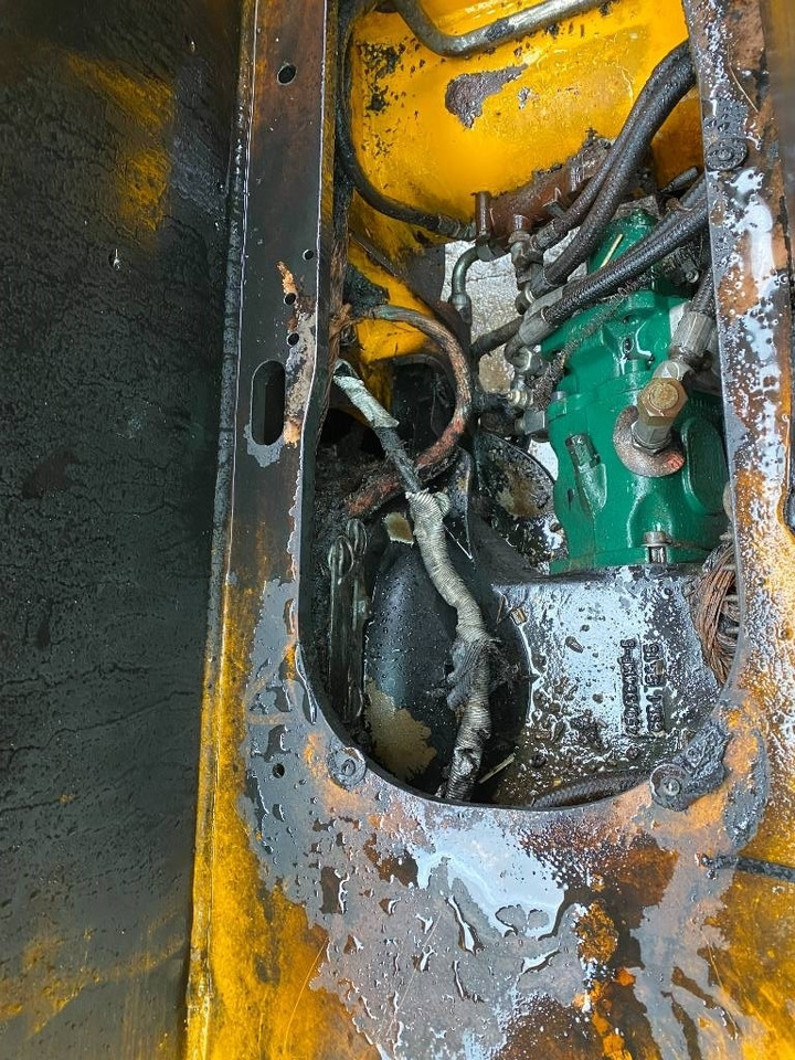 Xe nhấc hình viễn vọng kính JCB 531-70 Agri Super 40km: hình 46 Xe nhấc hình viễn vọng kính JCB 531-70 Agri Super 40km: hình 46