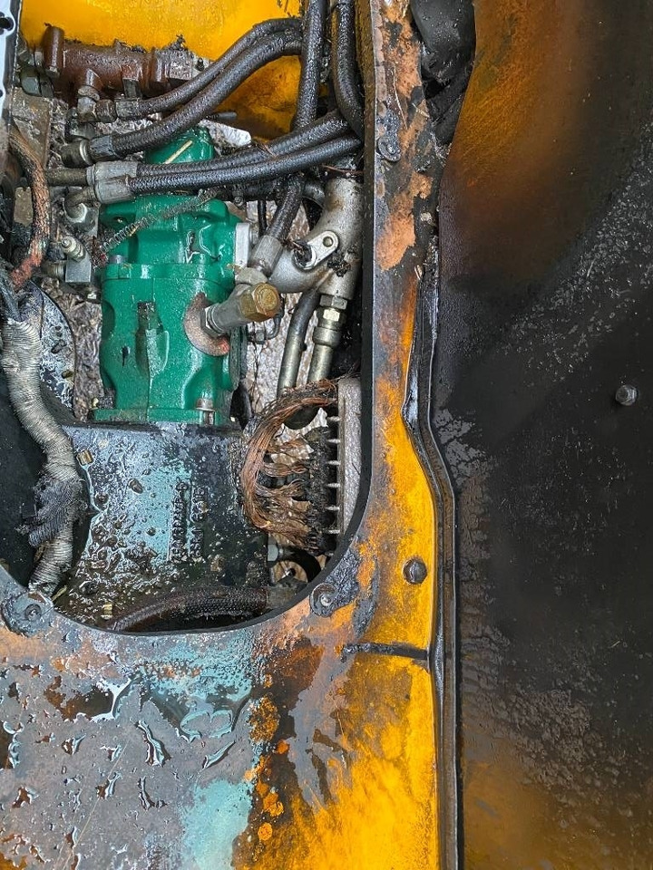 Xe nhấc hình viễn vọng kính JCB 531-70 Agri Super 40km: hình 10 Xe nhấc hình viễn vọng kính JCB 531-70 Agri Super 40km: hình 10