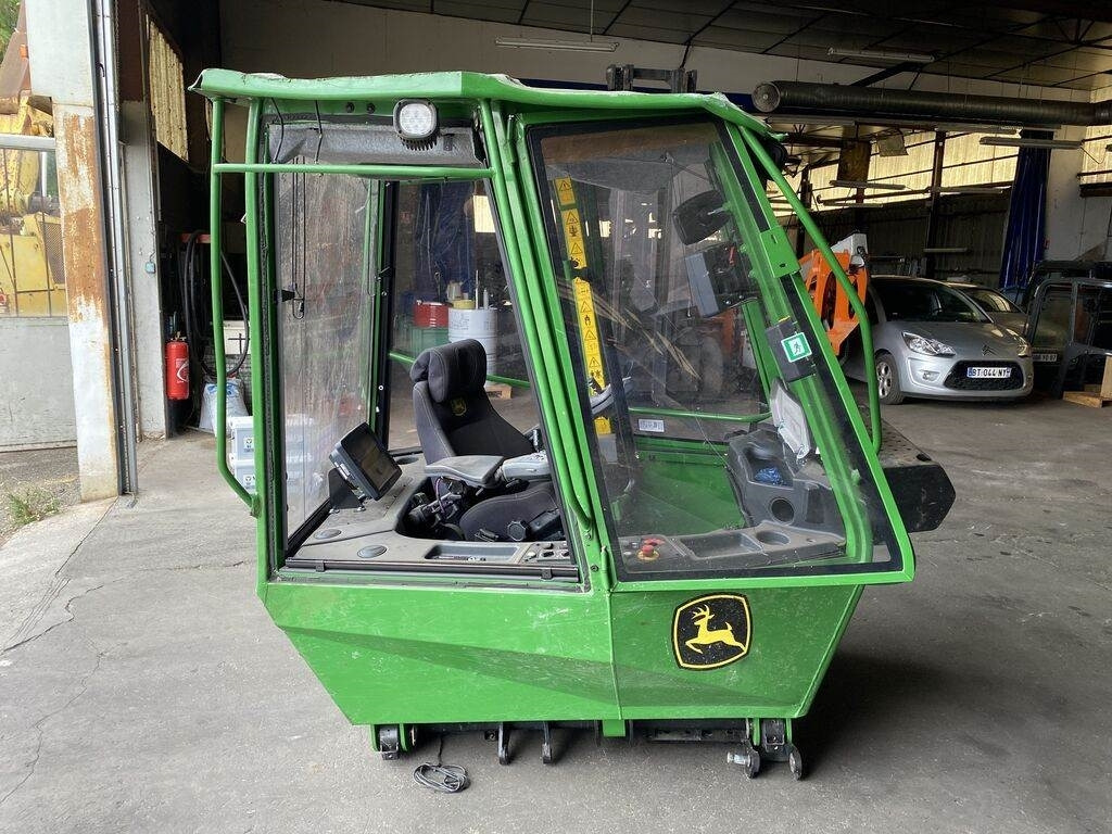 John Deere SERIE 10 - Cabin cho Xe tải: hình 2 John Deere SERIE 10 - Cabin cho Xe tải: hình 2