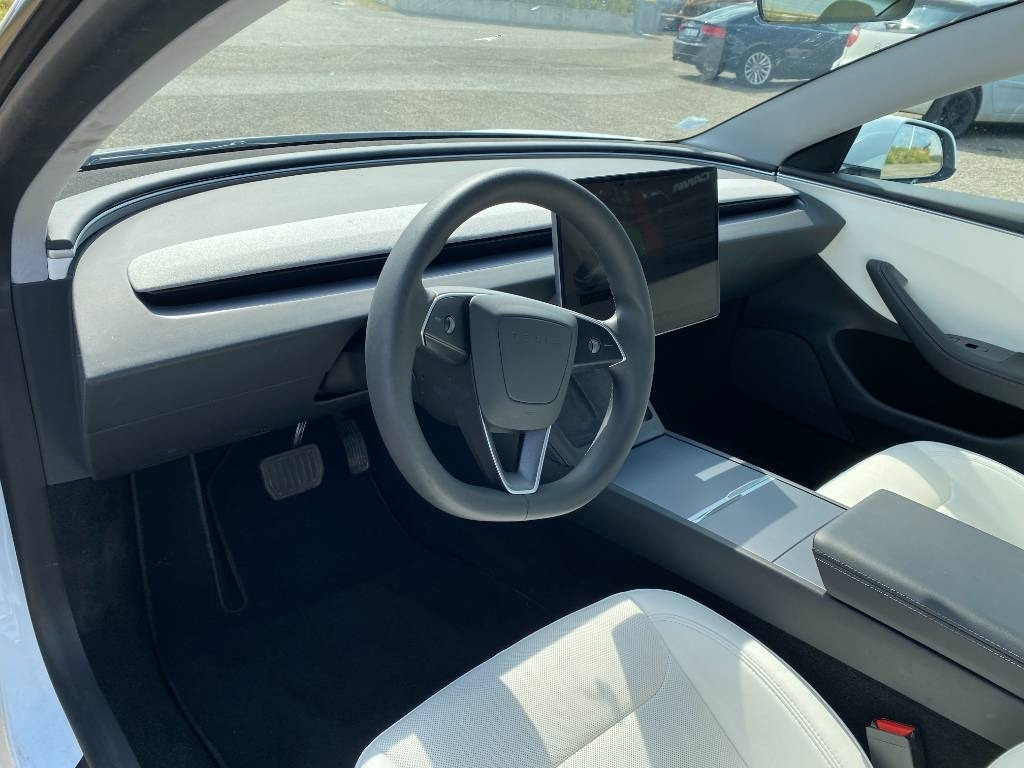 Xe hơi Tesla MODEL 3 5YJ3 Carte Grise Française endommagée: hình 14
