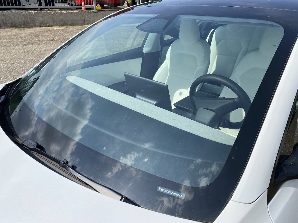 Xe hơi Tesla MODEL 3 5YJ3 Carte Grise Française endommagée: hình 23