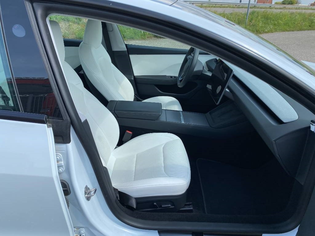 Xe hơi Tesla MODEL 3 5YJ3 Carte Grise Française endommagée: hình 46