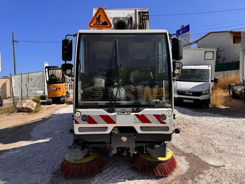 Bucher Schoerling CITYCAT 5006 - Xe quét đường: hình 2 Bucher Schoerling CITYCAT 5006 - Xe quét đường: hình 2