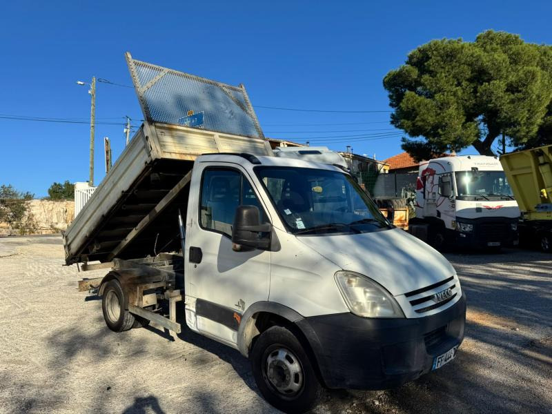 Iveco Daily 35C15 - Xe ben nhỏ: hình 1 Iveco Daily 35C15 - Xe ben nhỏ: hình 1