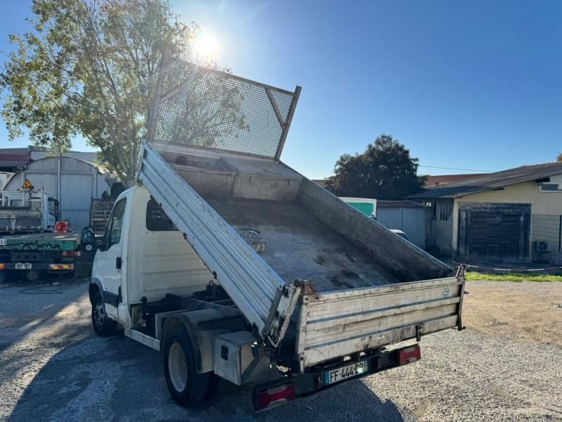 Iveco Daily 35C15 - Xe ben nhỏ: hình 2 Iveco Daily 35C15 - Xe ben nhỏ: hình 2