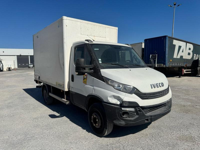 Iveco Daily 65-180 - Xe tải nhỏ thùng kín: hình 3 Iveco Daily 65-180 - Xe tải nhỏ thùng kín: hình 3