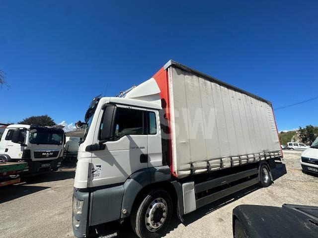 MAN TGS 18.440 - Xe tải thùng mui bạt: hình 2 MAN TGS 18.440 - Xe tải thùng mui bạt: hình 2