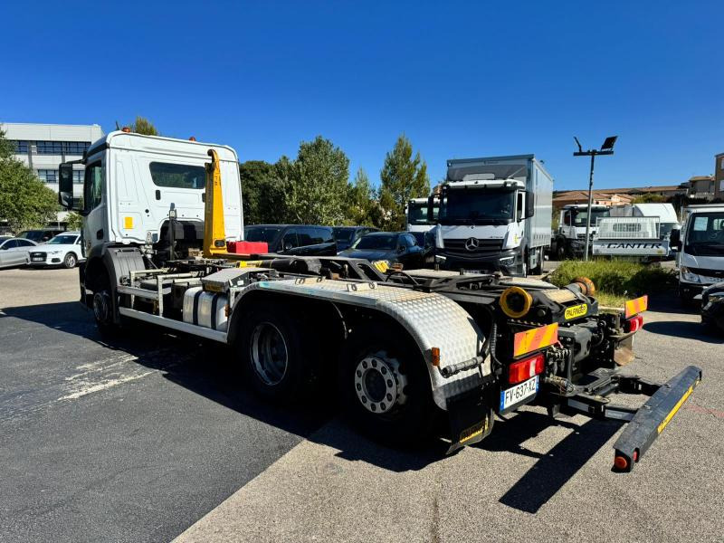 Mercedes Actros 2540 - Xe tải nâng móc: hình 4 Mercedes Actros 2540 - Xe tải nâng móc: hình 4