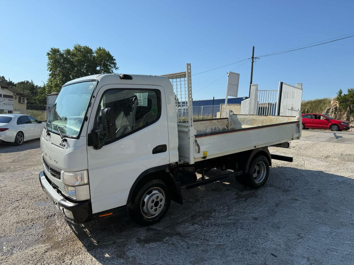 Mitsubishi Fuso Canter 3C15 - Xe ben nhỏ: hình 4 Mitsubishi Fuso Canter 3C15 - Xe ben nhỏ: hình 4