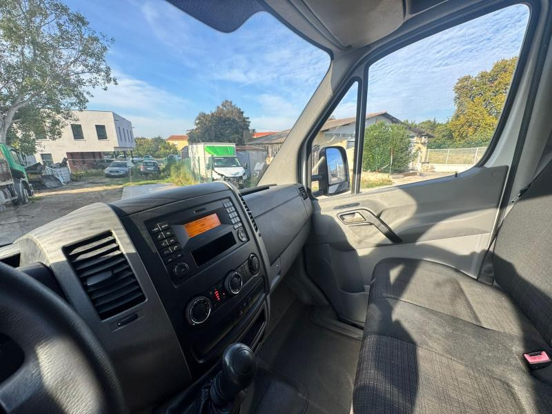 Xe tải hộp Renault DCI 220: hình 11