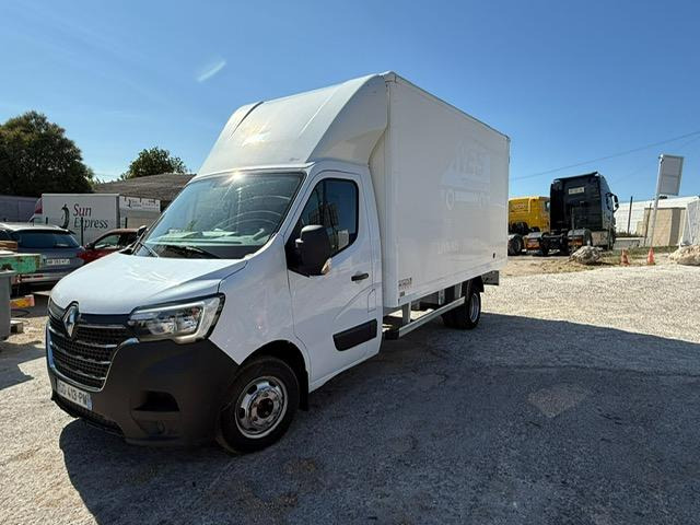 Renault Master 2.5 150 cv - Xe tải nhỏ thùng kín: hình 2 Renault Master 2.5 150 cv - Xe tải nhỏ thùng kín: hình 2