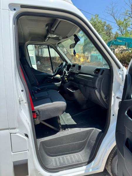 Renault Master 2.5 150 cv - Xe tải nhỏ thùng kín: hình 5 Renault Master 2.5 150 cv - Xe tải nhỏ thùng kín: hình 5