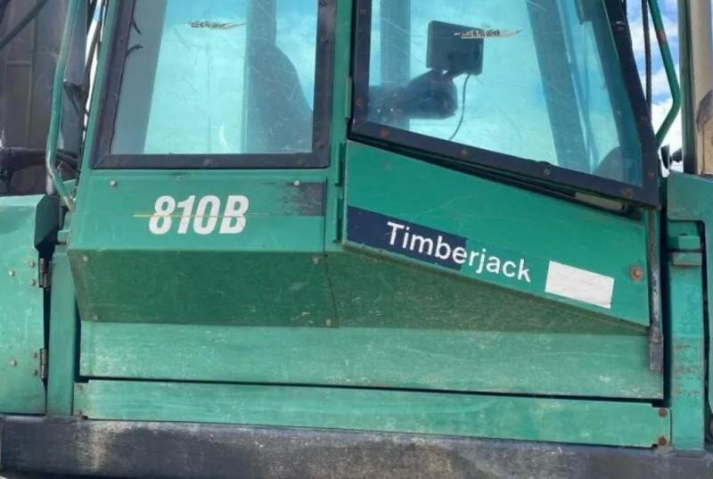 TIMBERJACK TIMBERJACK 810 B - Máy chuyển tiếp: hình 4 TIMBERJACK TIMBERJACK 810 B - Máy chuyển tiếp: hình 4