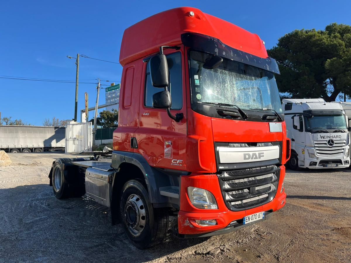 DAF CF 440 - Xe đầu kéo: hình 2 DAF CF 440 - Xe đầu kéo: hình 2