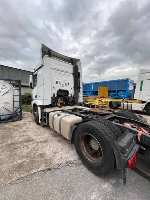 Mercedes ACTROS 1845 - Xe đầu kéo: hình 5 Mercedes ACTROS 1845 - Xe đầu kéo: hình 5