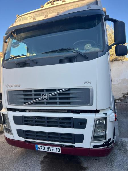 Volvo FH 480 - Xe đầu kéo: hình 3 Volvo FH 480 - Xe đầu kéo: hình 3