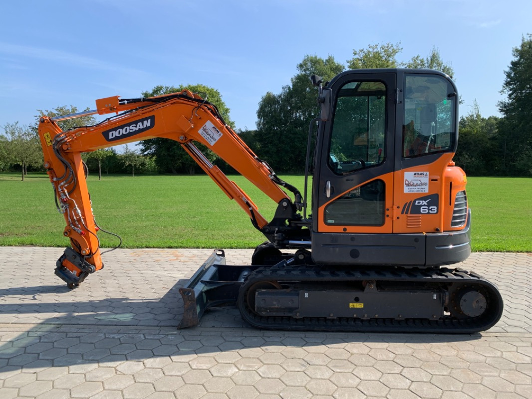 Doosan DX63-3 - Máy xúc mini: hình 3 Doosan DX63-3 - Máy xúc mini: hình 3