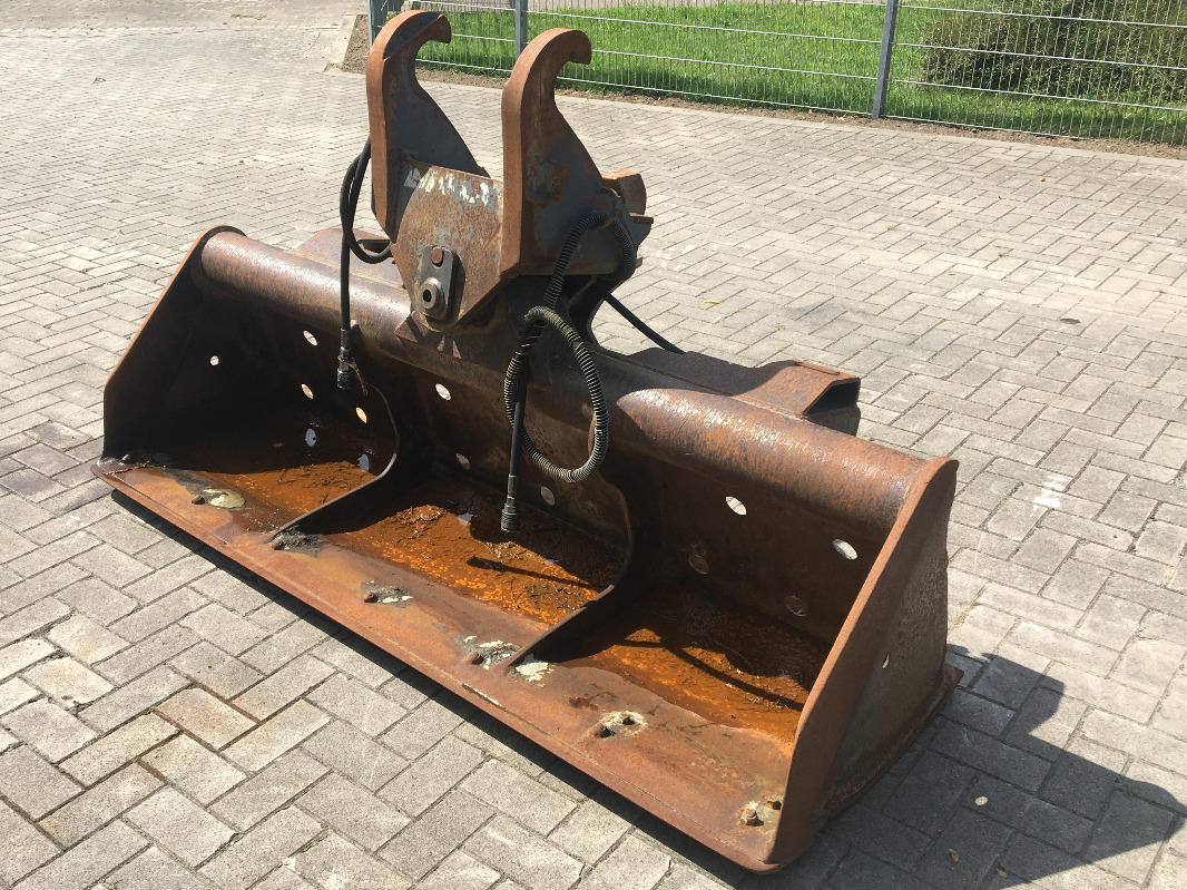 GRABENLÖFFEL, 2000 MM, 56 - Gầu: hình 1 GRABENLÖFFEL, 2000 MM, 56 - Gầu: hình 1