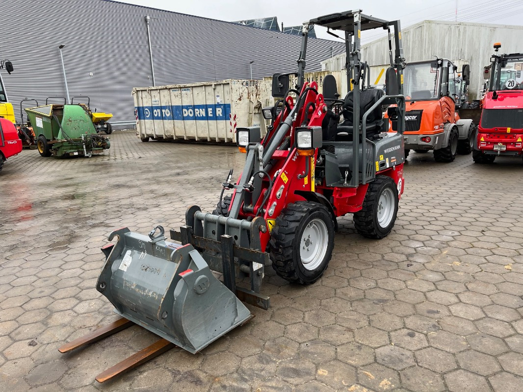 Weidemann WM1140 - Máy xúc lật bánh lốp: hình 1 Weidemann WM1140 - Máy xúc lật bánh lốp: hình 1