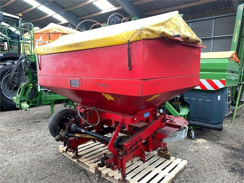 Bredal B 2 - Máy rải phân chuồng: hình 1 Bredal B 2 - Máy rải phân chuồng: hình 1