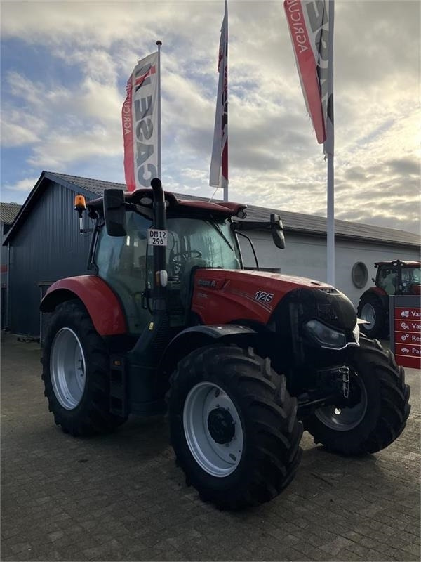 Case IH Maxxum 125 - Máy cày: hình 1 Case IH Maxxum 125 - Máy cày: hình 1