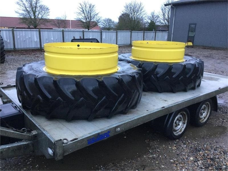 Continental 420/85 R38 - Lốp cho Máy móc nông nghiệp: hình 1 Continental 420/85 R38 - Lốp cho Máy móc nông nghiệp: hình 1
