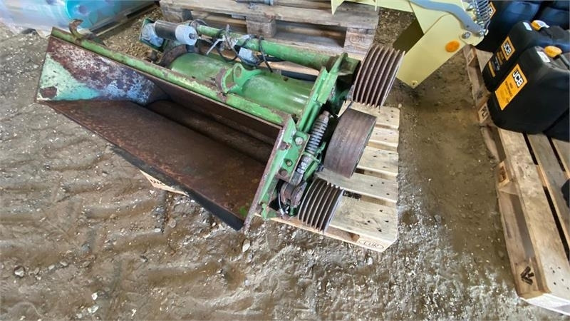 Krone corncraker Big X 700-1100 - Trang thiết bị dàn trải: hình 3 Krone corncraker Big X 700-1100 - Trang thiết bị dàn trải: hình 3