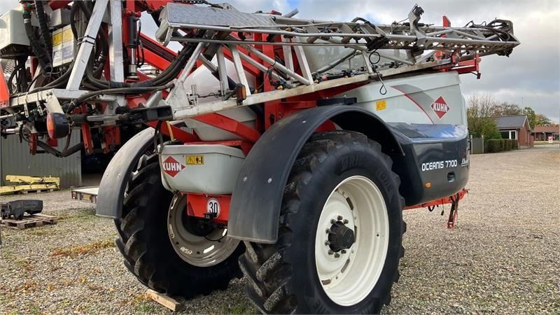 Kuhn OCEANIS 7700 L 30M - Máy xịt kéo: hình 2 Kuhn OCEANIS 7700 L 30M - Máy xịt kéo: hình 2