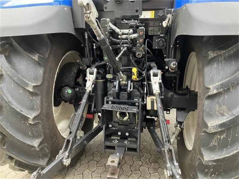 New Holland T6.175 AC - Máy cày: hình 5 New Holland T6.175 AC - Máy cày: hình 5