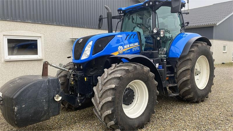 New Holland T7.270 AutoCommand T7.270 - Máy cày: hình 1 New Holland T7.270 AutoCommand T7.270 - Máy cày: hình 1