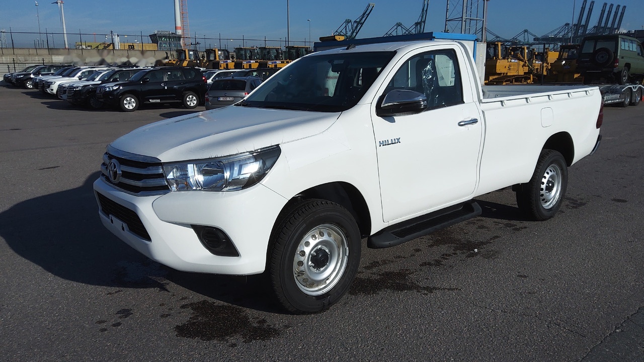 Toyota Hilux / Revo Pick-up single Cab pack security 2.4L Turbo Diesel Manual - Xe hơi: hình 1 Toyota Hilux / Revo Pick-up single Cab pack security 2.4L Turbo Diesel Manual - Xe hơi: hình 1