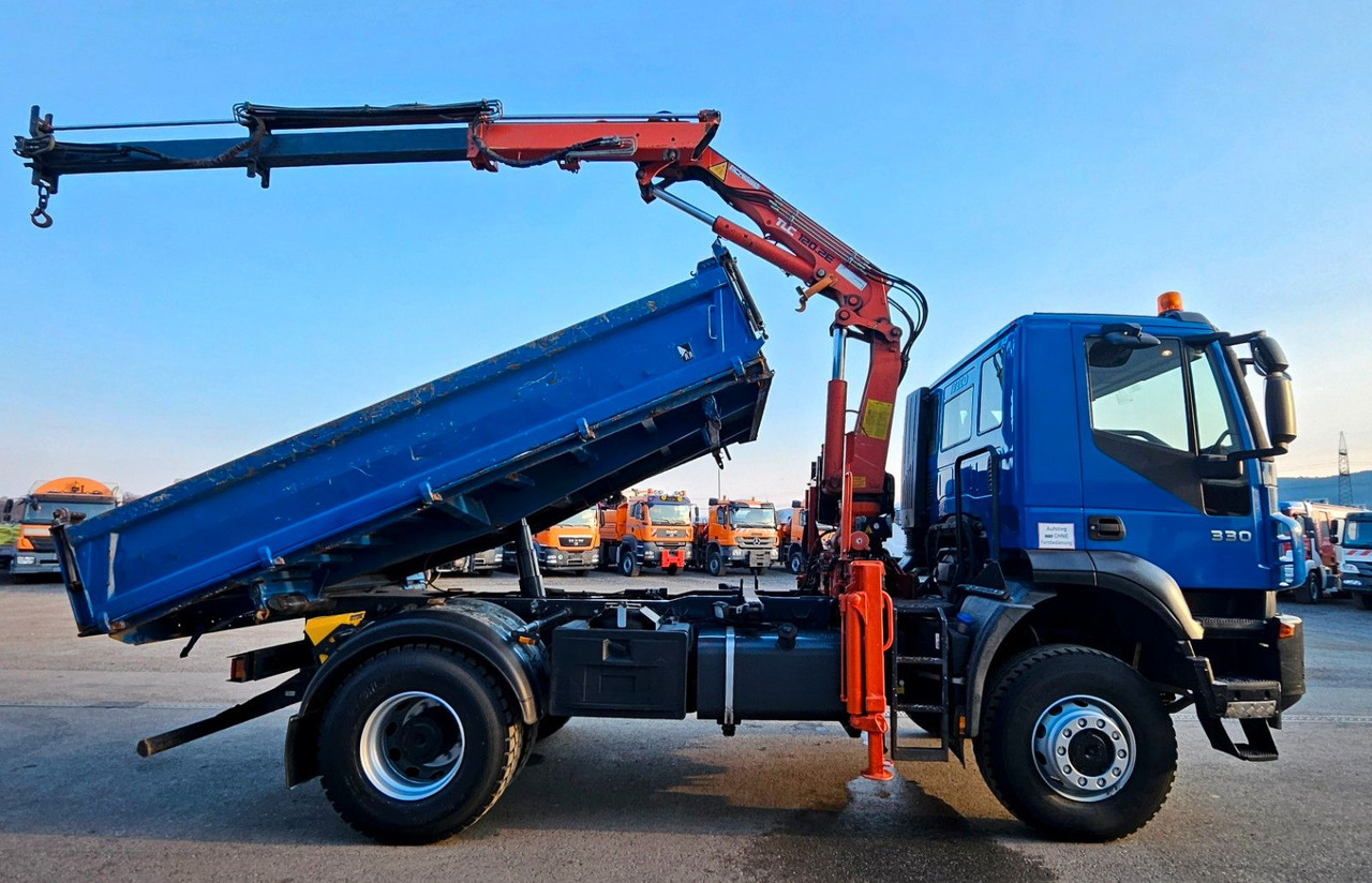 Iveco Trakker 190T33 4x4 Euro5 Kran Atlas 120.2E Funk - Xe ben, Xe cẩu tự hành: hình 2 Iveco Trakker 190T33 4x4 Euro5 Kran Atlas 120.2E Funk - Xe ben, Xe cẩu tự hành: hình 2