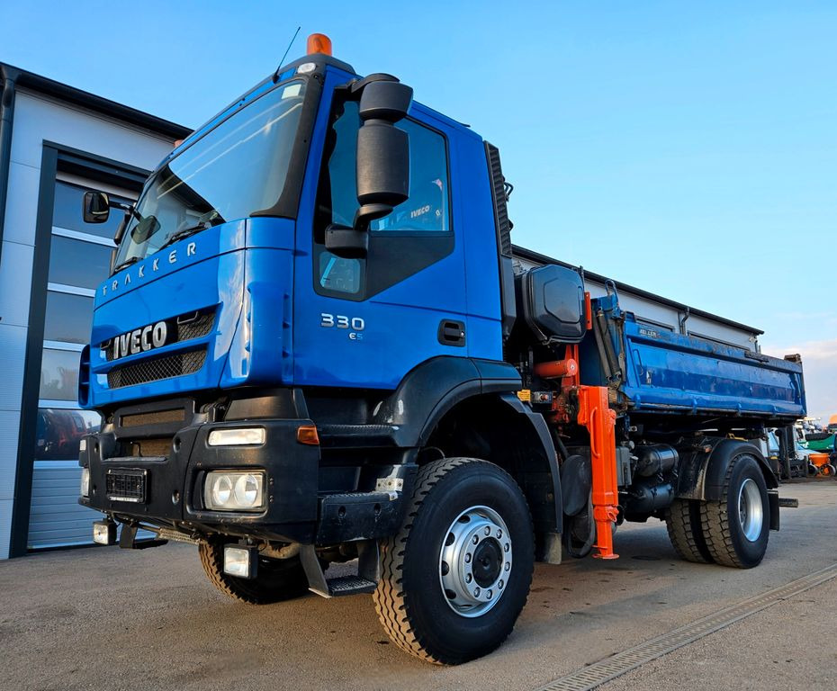 Iveco Trakker 190T33 4x4 Euro5 Kran Atlas 120.2E Funk Iveco Trakker 190T33 4x4 Euro5 Kran Atlas 120.2E Funk - Xe ben, Xe cẩu tự hành: hình 5 Iveco Trakker 190T33 4x4 Euro5 Kran Atlas 120.2E Funk Iveco Trakker 190T33 4x4 Euro5 Kran Atlas 120.2E Funk - Xe ben, Xe cẩu tự hành: hình 5