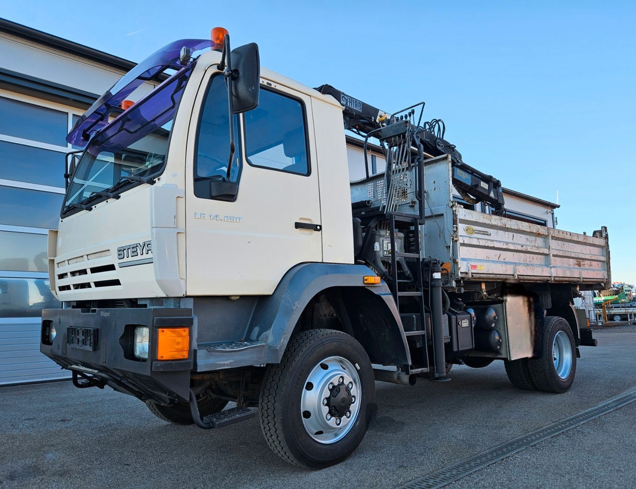 MAN LE 14.250 4x4 HIAB 077BS-2 Kran Greifer - Xe ben, Xe cẩu tự hành: hình 5 MAN LE 14.250 4x4 HIAB 077BS-2 Kran Greifer - Xe ben, Xe cẩu tự hành: hình 5