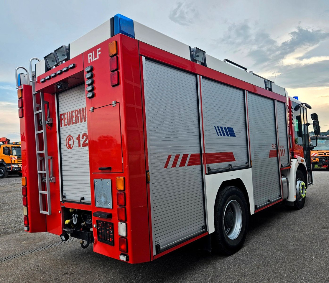 Mercedes-Benz 1829 Feuerwehr Ziegler RLF 2000/300 TLF Winde - Xe tải cứu hỏa: hình 4 Mercedes-Benz 1829 Feuerwehr Ziegler RLF 2000/300 TLF Winde - Xe tải cứu hỏa: hình 4