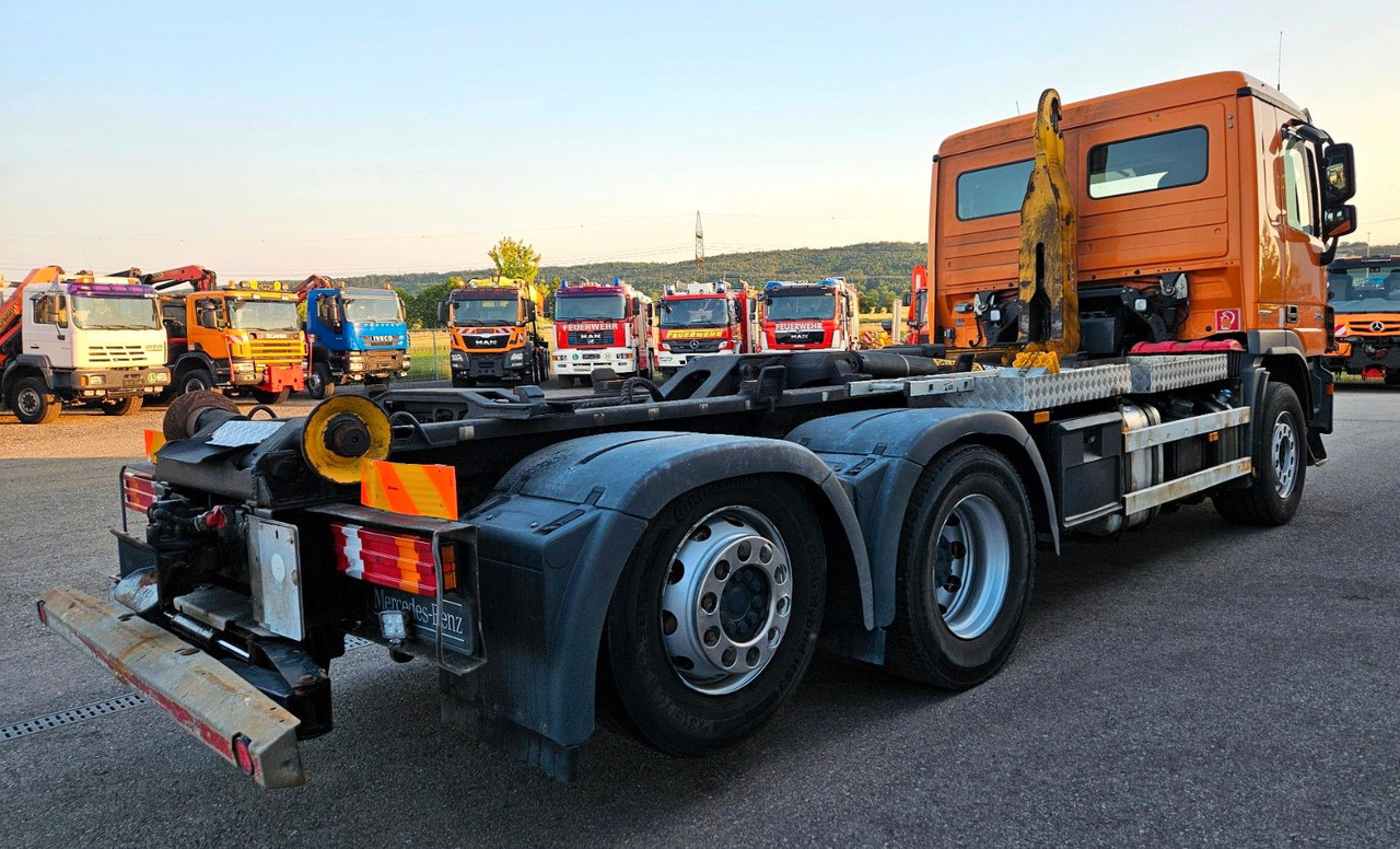 Xe tải nâng móc Mercedes-Benz Actros 2532 6x2 MP3 Euro5: hình 10