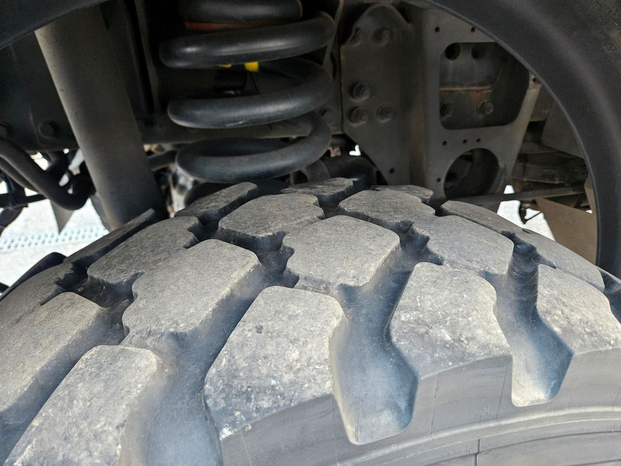 Xe ben Unimog U527 UGE Euro6 VarioPilot Hydrostat: hình 24 Xe ben Unimog U527 UGE Euro6 VarioPilot Hydrostat: hình 24