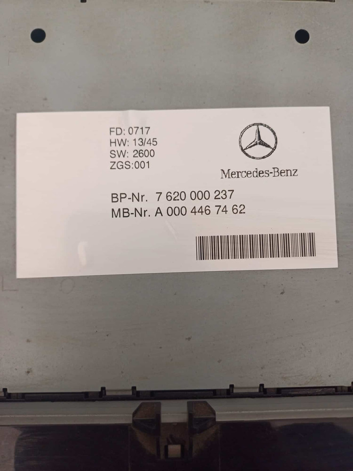 Autoradio Mercedes-Benz Actros MP4 - Linh kiện điện: hình 2 Autoradio Mercedes-Benz Actros MP4 - Linh kiện điện: hình 2