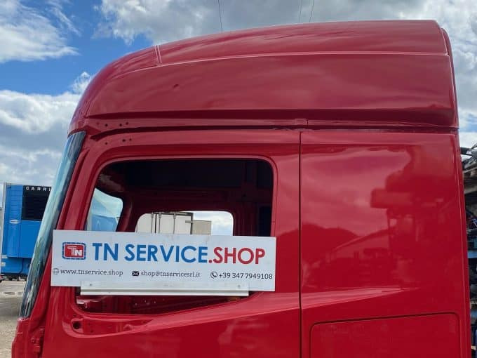 Cabina Actros MP4 - Cabin và nội thất: hình 1 Cabina Actros MP4 - Cabin và nội thất: hình 1