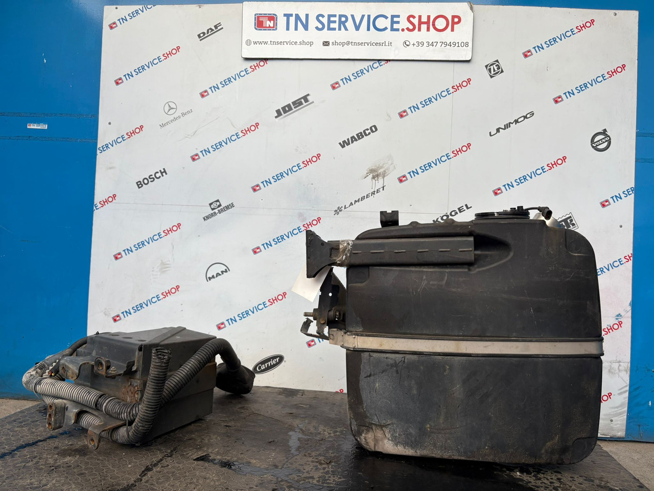 Serbatoio Adblue Iveco - Bình AdBlue cho Xe tải nhỏ: hình 4 Serbatoio Adblue Iveco - Bình AdBlue cho Xe tải nhỏ: hình 4